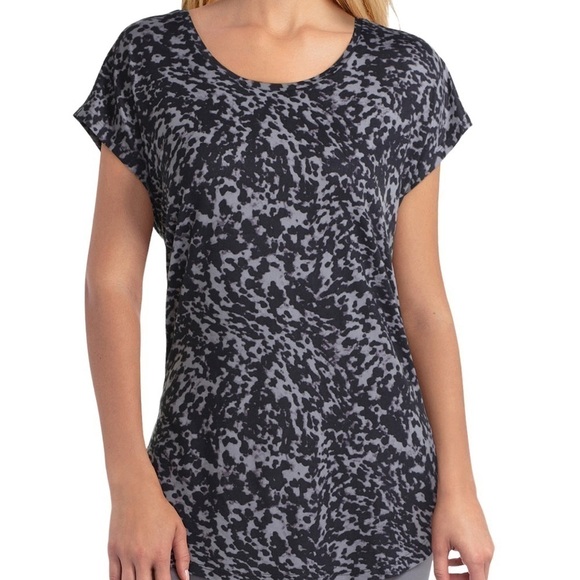 𝅺H HALSTON STUDIO Scoop Neck Patterned High/low T-shirt ABSTRACT ANIMAL - Picture 1 of 14